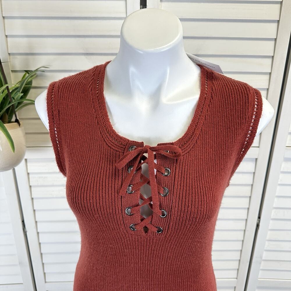 New Cupcakes and Cashmere Thora Lace Up Sweater Tank Dress Brick Red Size M - Picture 3 of 9